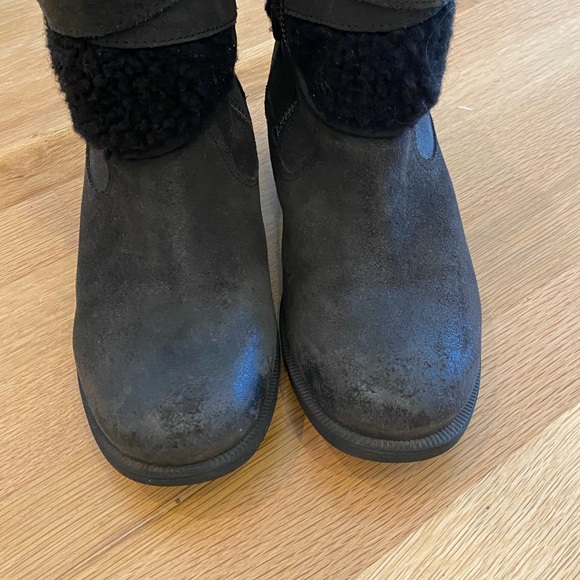 UGG Womens Blayre III Boot / Black w Sheepskin /Ankle Buckle/Side Zipper /Size 7 - Picture 8 of 11